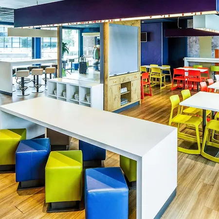 Ibis Budget Hotel Edinburgh Park-2