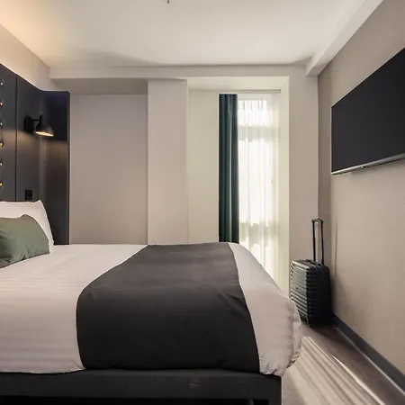 Point A Hotel Edinburgh St Andrew Square-2
