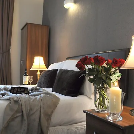 Queens Guest House-3