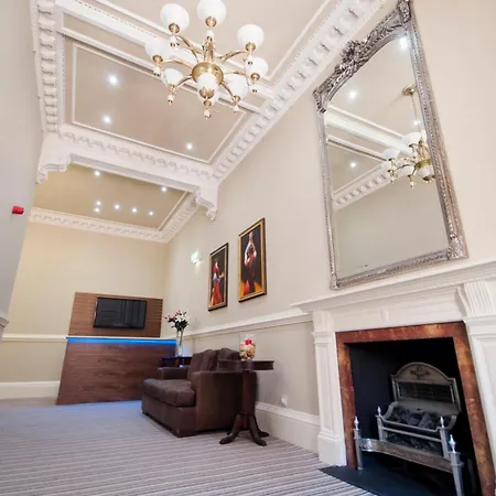 Palmerston Suites-3