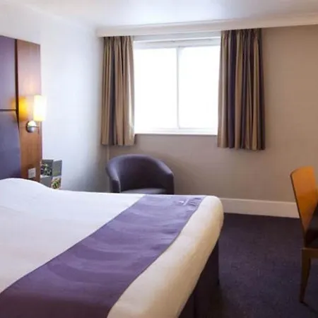 Premier Inn Edinburgh-2