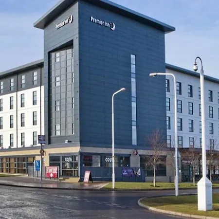 Premier Inn Edinburgh Park-2