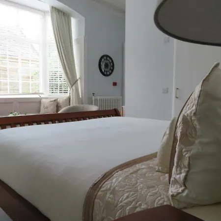 Duthus Lodge Guest House-3