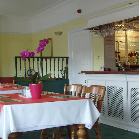 Twin Lions Hotel-2