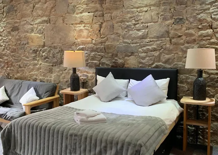 Royal Mile Suites By The Castle Edinburgh