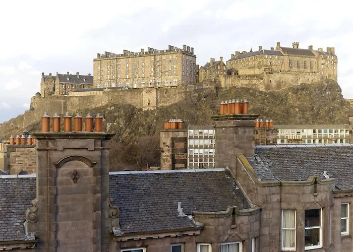 Hotels in EdinburghDoubletree By Hilton City Centre