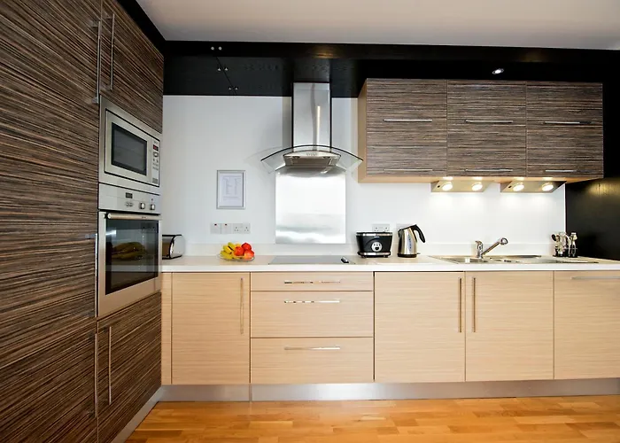 Hotels in EdinburghStaycity s West End