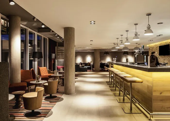 Hotels in EdinburghIbis Centre South Bridge - Royal Mile