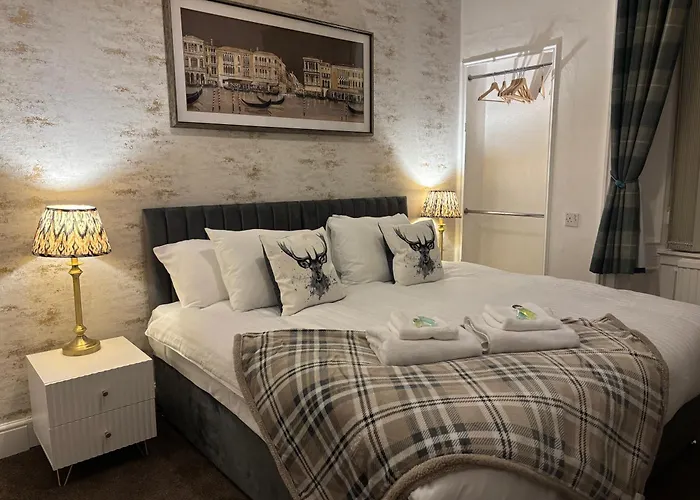 Hotels in EdinburghBrig O'Doon Guest House