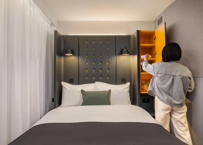 Point A Hotel Edinburgh St Andrew Square